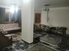 شقة مفروشة تاني نمرة من شاطئ الإسكندرية أمام فندق هيلتون سيدي بشر